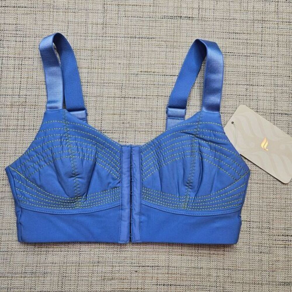 NWT Fabletics Ines Low Impact Sports Bra 3D‎ Stitching Athletic Workout XXS